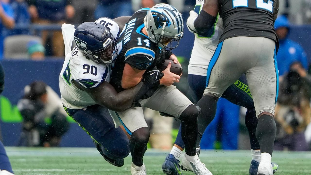 Full Highlights: Seahawks 37, Panthers 27