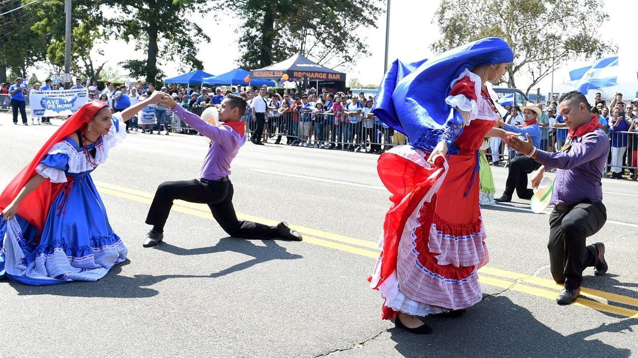 Bay Shore parade honors Central American independence Newsday