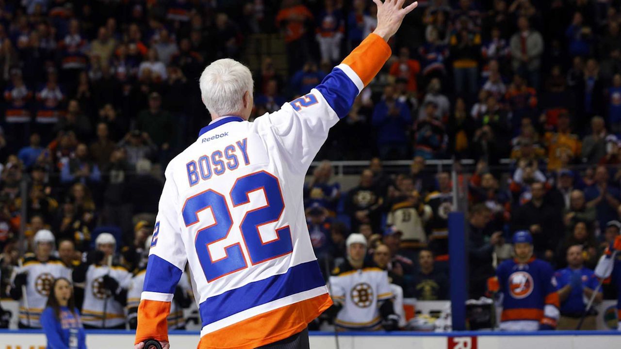 Islanders honour Mike Bossy with touching tribute video and moment