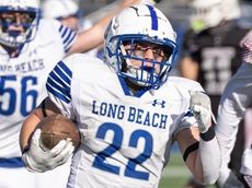 Riedel's 4 TD runs carry Long Beach to Nassau Conference II final