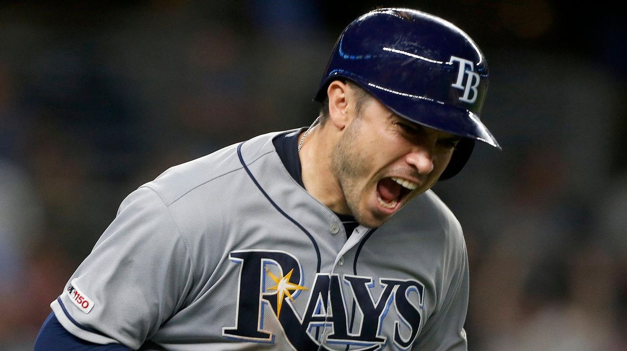 Rays Defeat the Yankees With 3 Homers From Travis d'Arnaud - The New York  Times