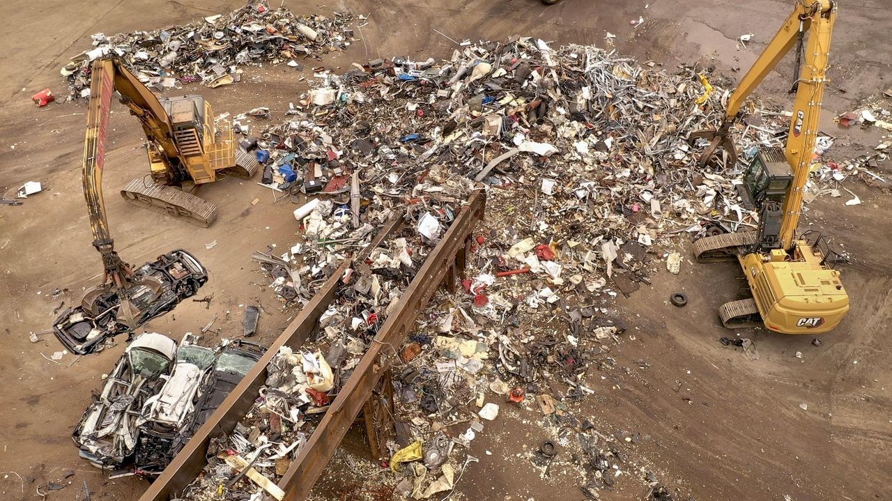 Tons of car shredder residue dumped at Brookhaven landfill raises ...