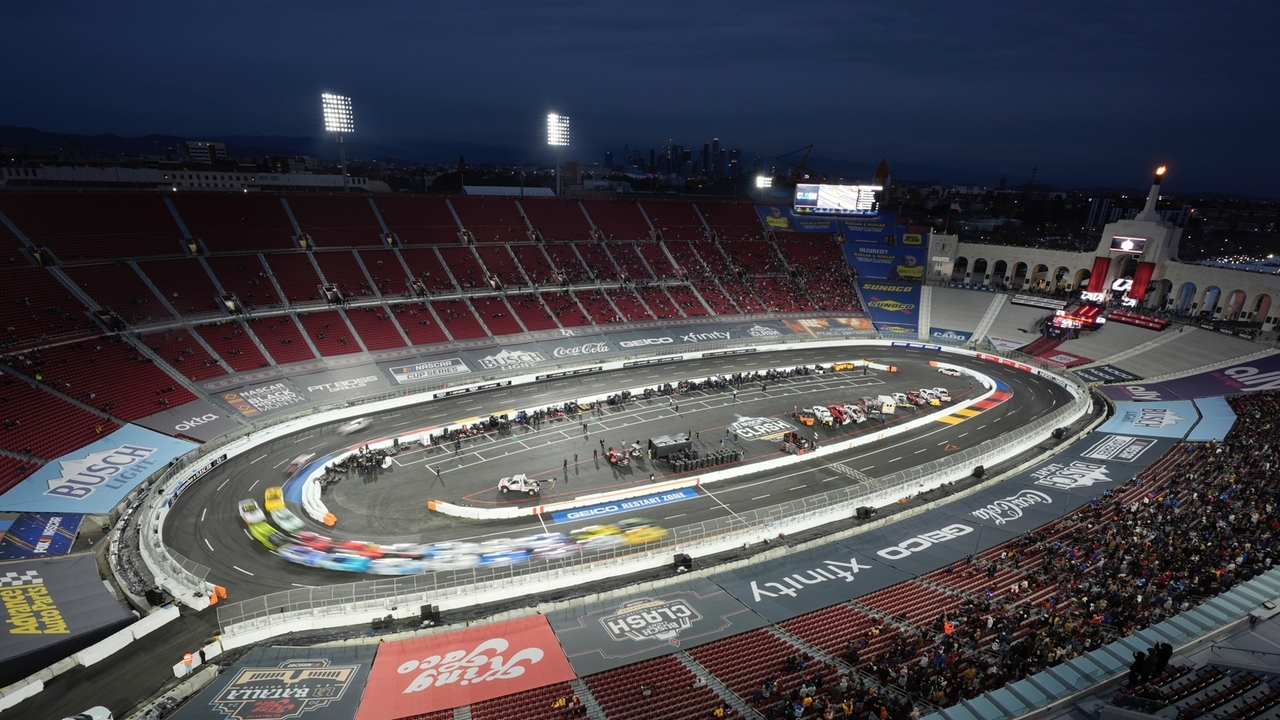NASCAR's Clash postponed to Wednesday due to historic snowfall in North ...
