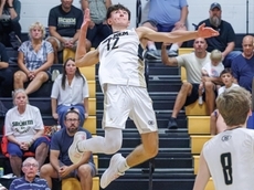 Bryan Kuhl, Teagan Savas propel Sachem North volleyball past Bay Shore