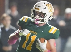 Chemistry of Hudson Philbrick, Joe Karpowicz thrives again for Ward Melville football