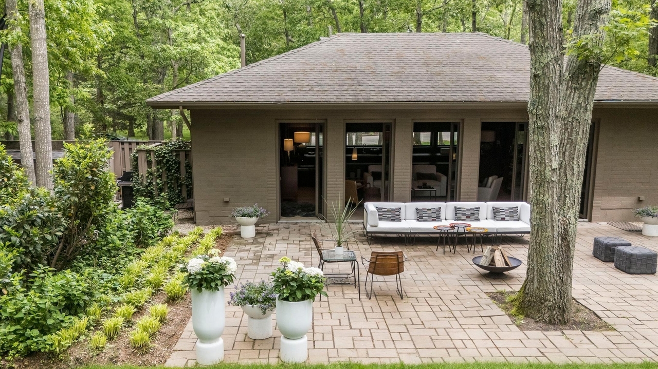 Frank Lloyd Wright-inspired Hampton Bays house for sale for $750,000