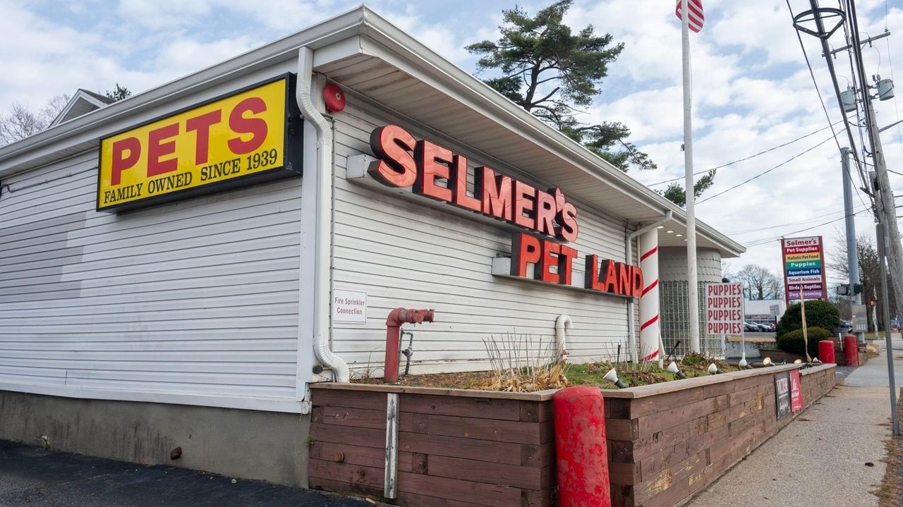 Selmer s Pet Land closing after 84 years of business in Huntington