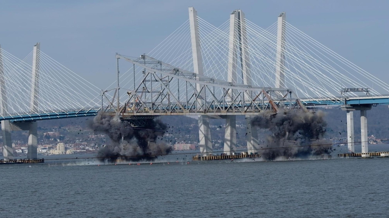 Part of old Tappan Zee Bridge demolished with explosives Newsday