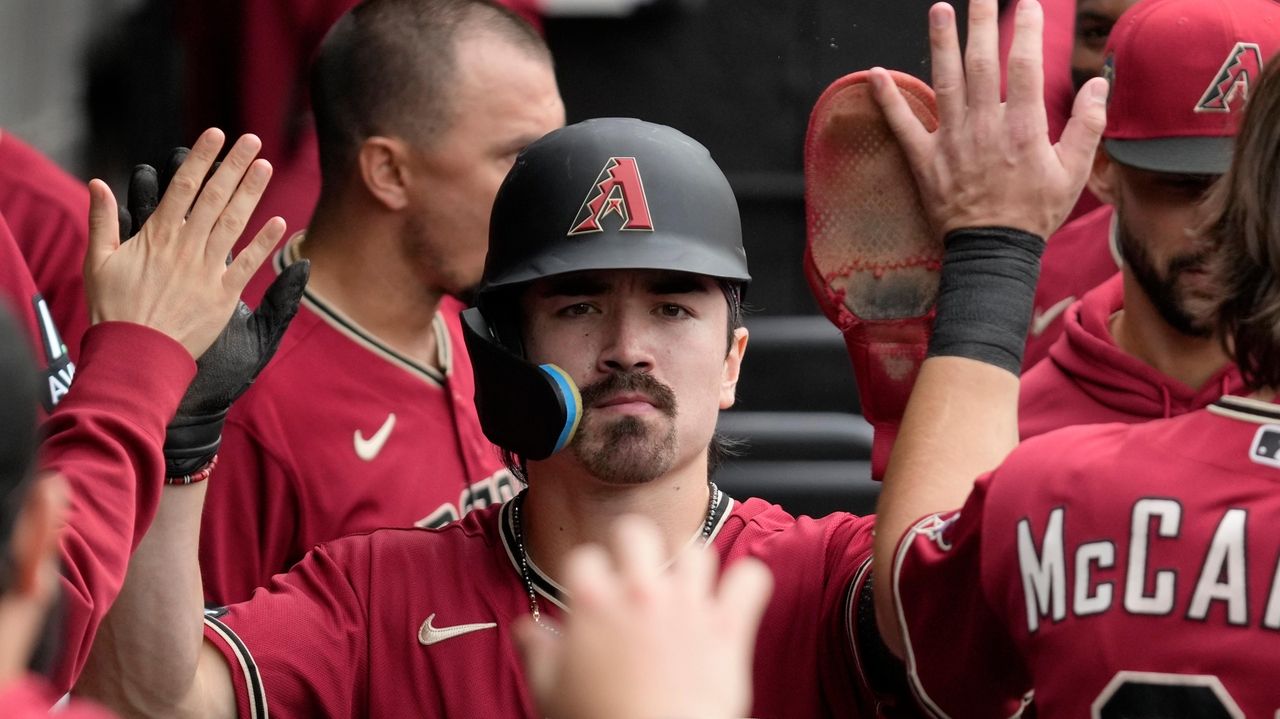 Diamondbacks move closer to wild card, beat White Sox 3-0 behind Pfaadt