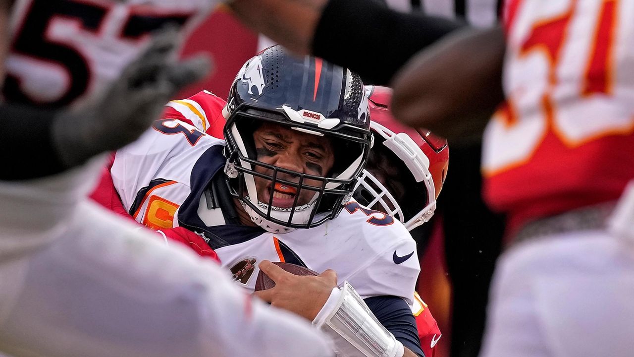 Kansas City rolls past the Denver Broncos: Recap, score, stats and more 