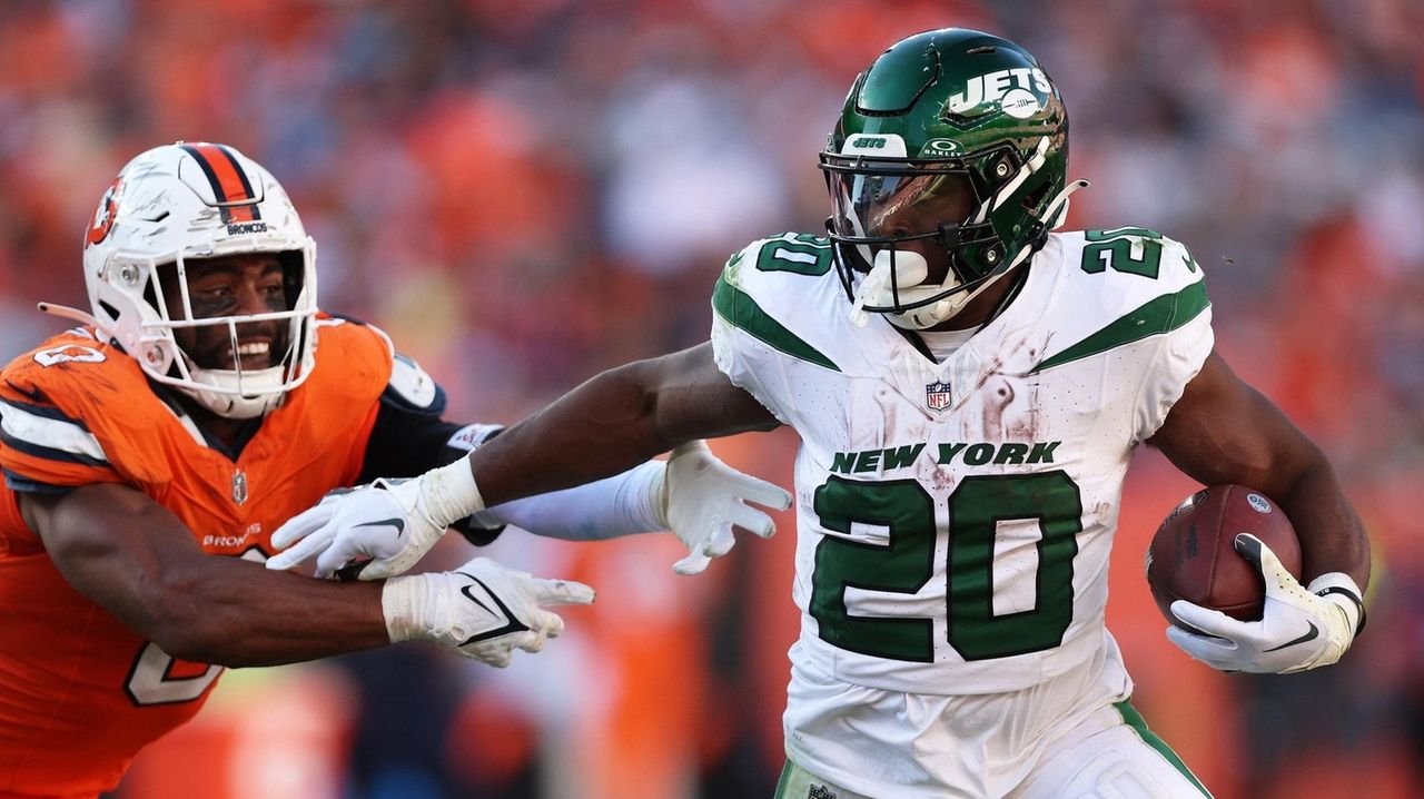 Jets beat Broncos to reach 5-2, but lose RB Breece Hall to injury - Newsday