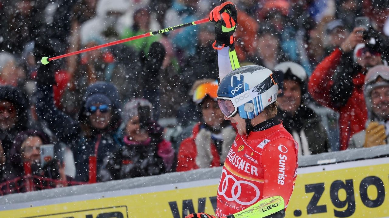 Swiss Star Odermatt Wins World Cup Giant Slalom At Val D'Isere In ...