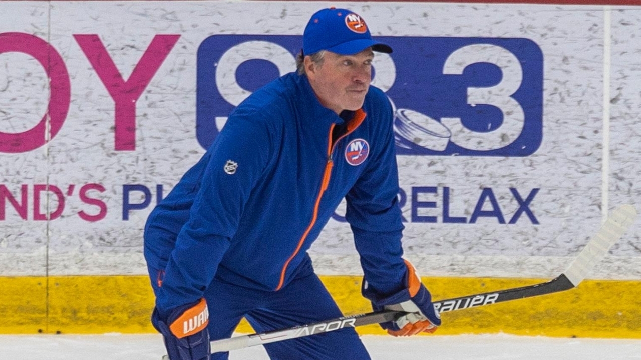 Islanders go back to basics with practices before facing Panthers - Newsday