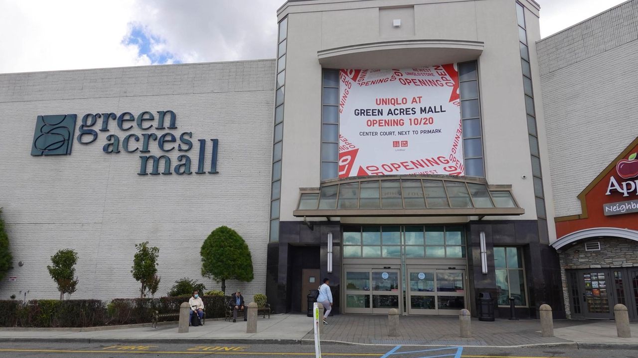 4 school districts sue over Green Acres Mall, shopping center's