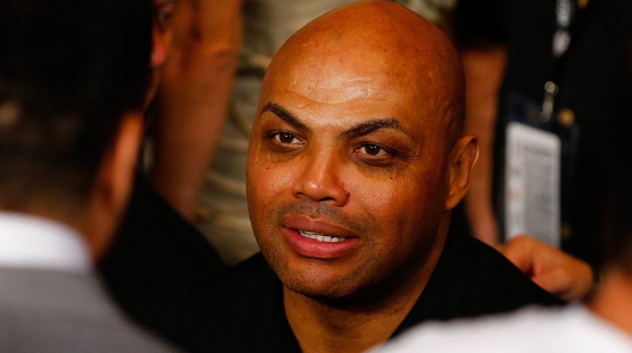Charles Oakley doubles down on criticism of TNT commentator Charles Barkley  - Newsday