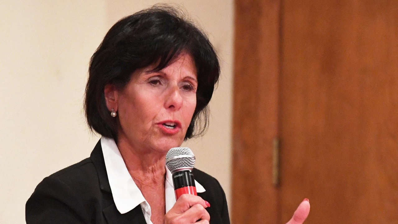 Smithtown delays appointments to anti-bias task force amid plans to revamp group - Vimarsana News
