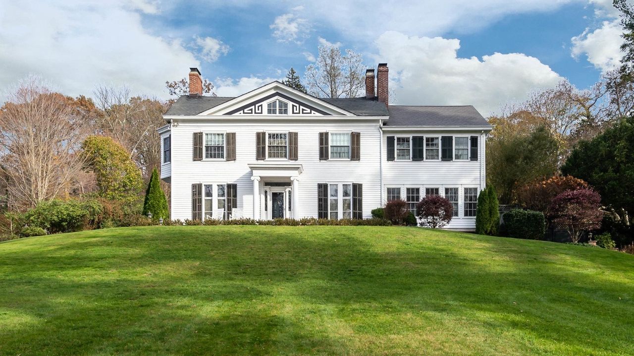 1850 home in Oyster Bay Cove lists for 1.89M Newsday