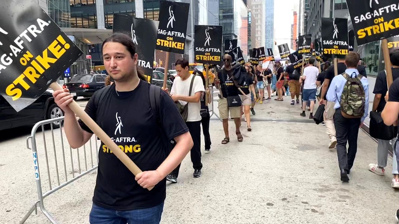 SAG-AFTRA strike: Long Island actors picket studios' NYC HQs, decry