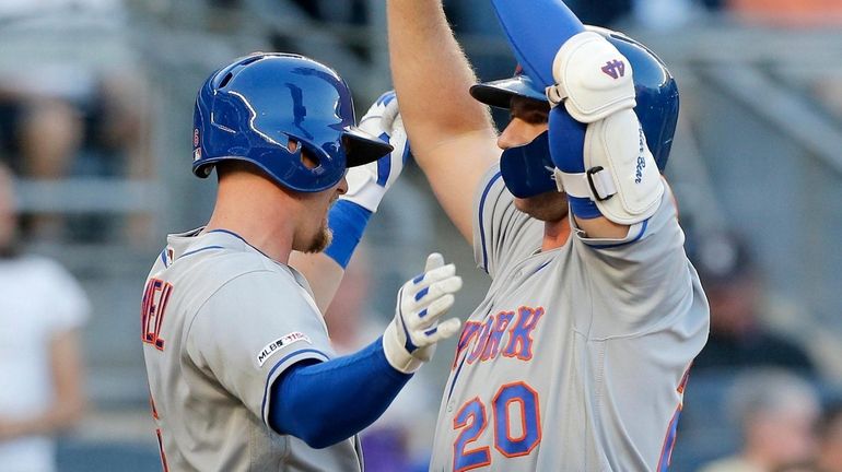 2022-23 Subway Series New York Mets 20 Pete Alonso Split Royal