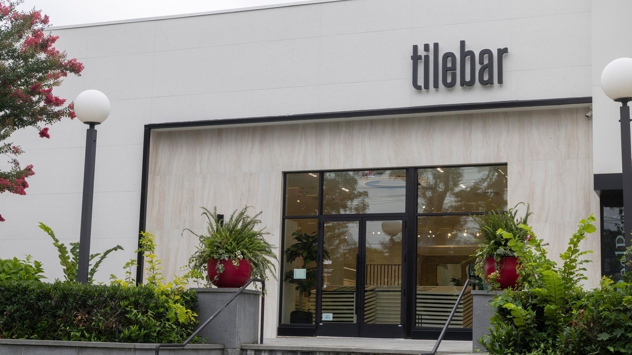 TileBar opens 10,000-square-foot showroom in Manhasset, its first on Long Island