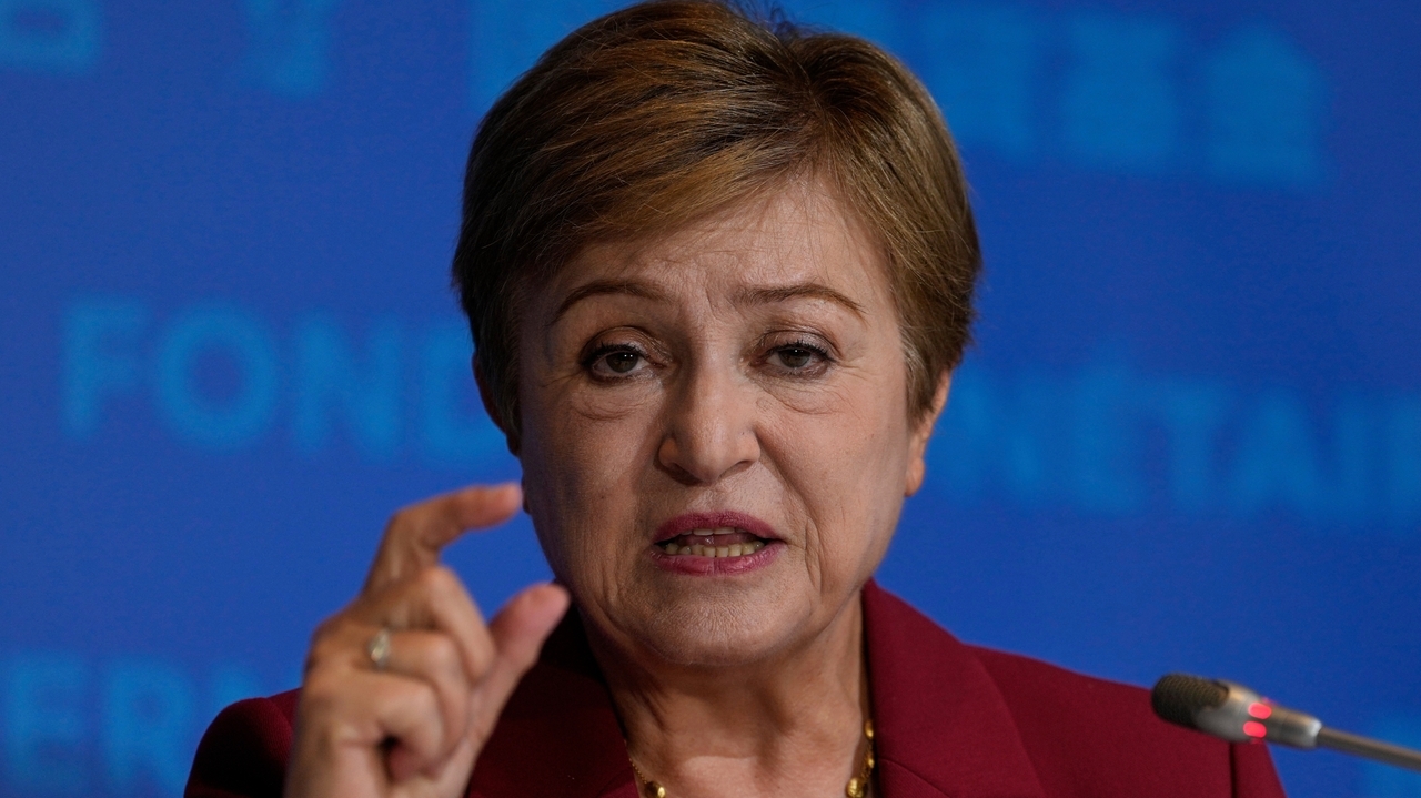 IMF urges China to address economic imbalances as trade surplus hits $1 ...