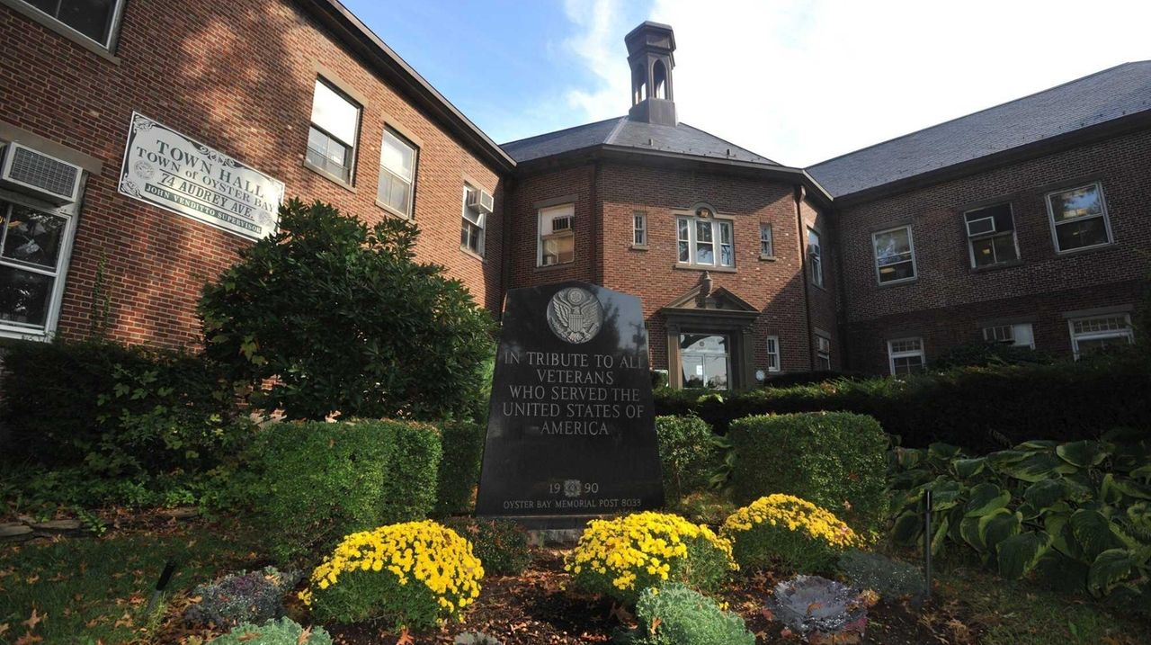 Oyster Bay public employee union to vote on leadership Friday Newsday