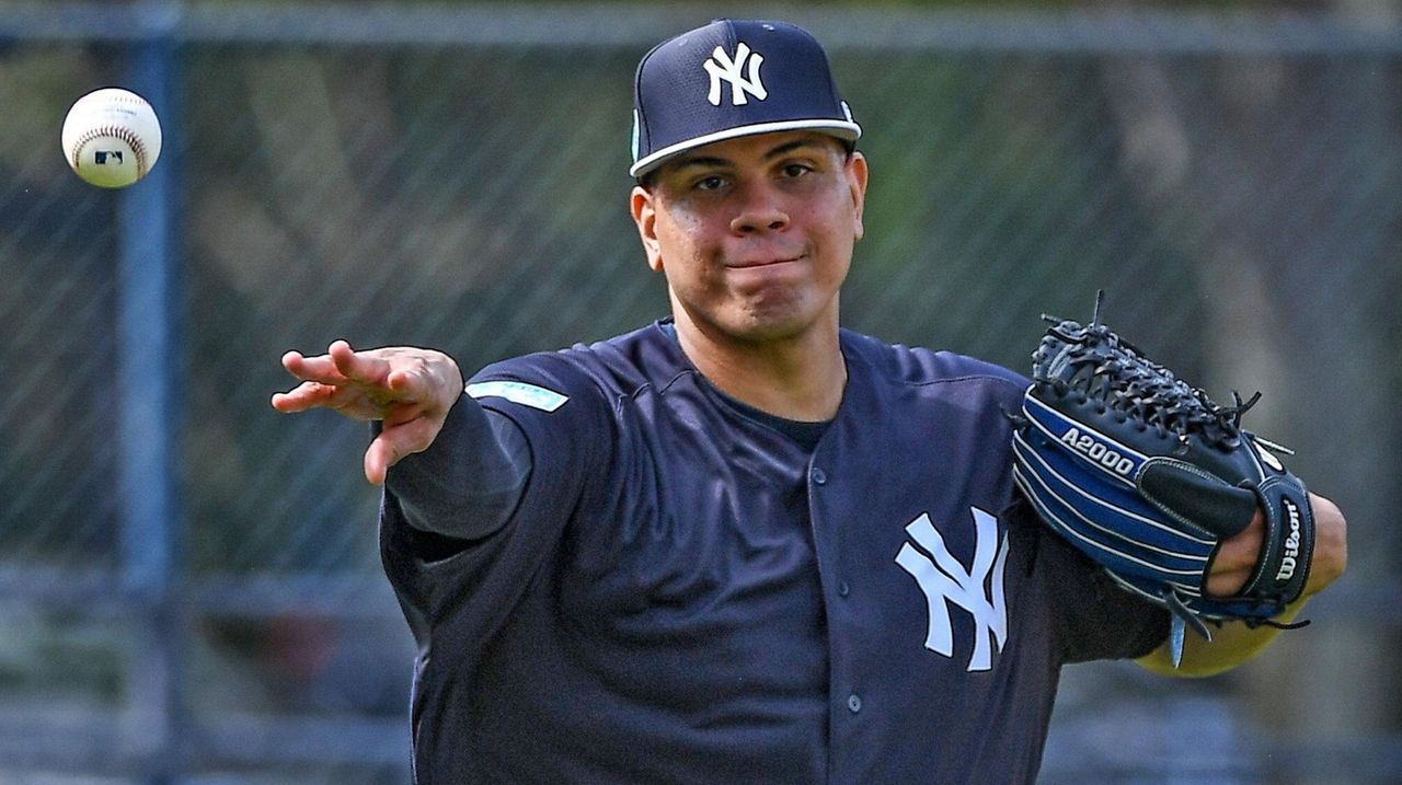 NY Yankees spring training: Dellin Betances late, wife gives birth