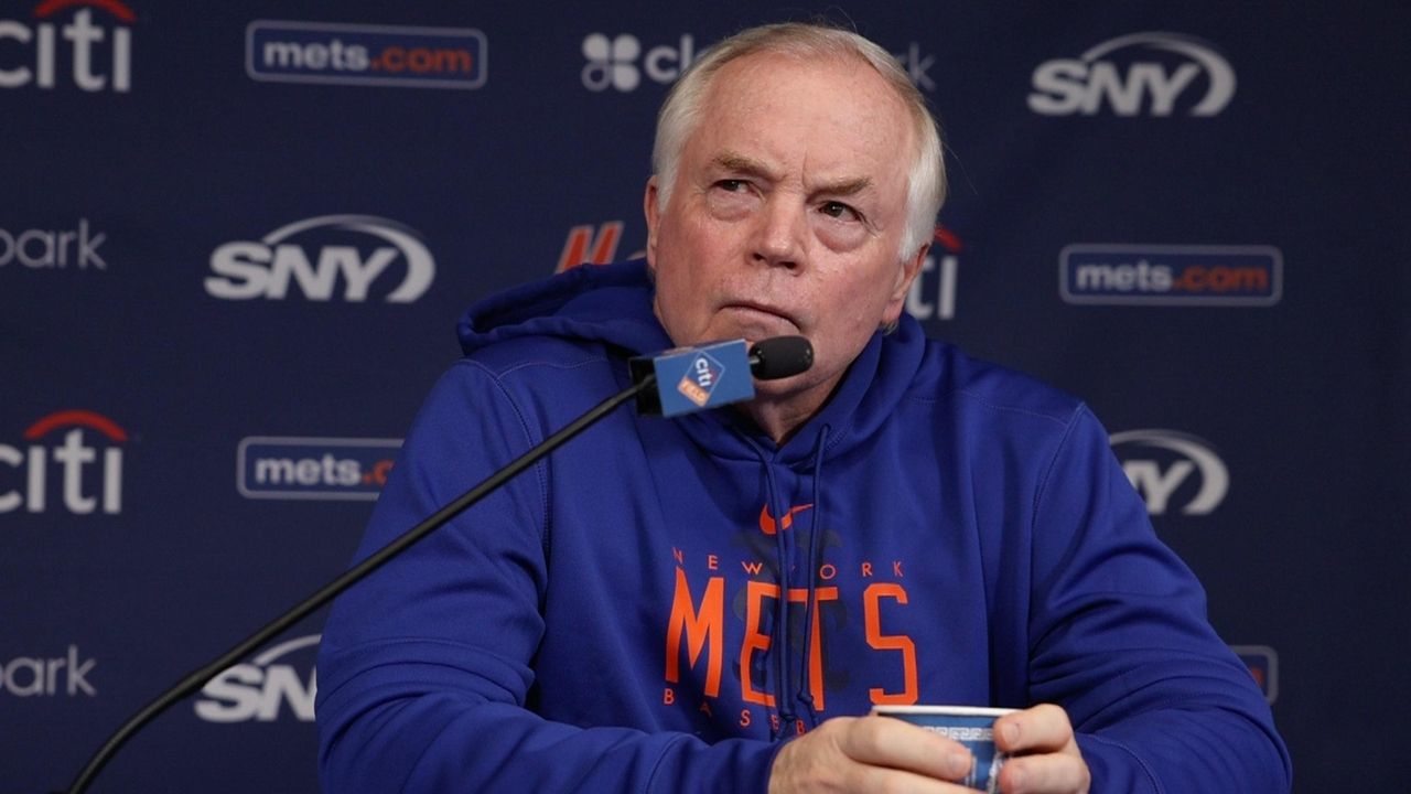 Showalter: &lsquo;Let&rsquo;s get a chance to roll the dice in October&rsquo; - Newsday