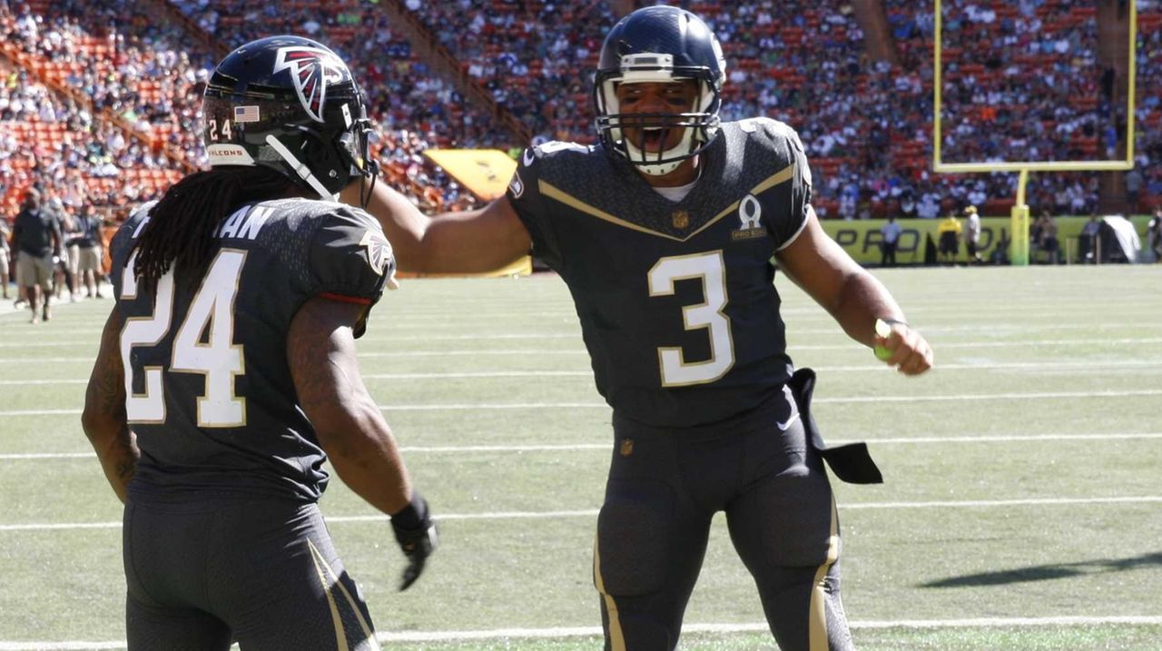 Team Irvin beats Team Rice in Pro Bowl, 49-27, Russell Wilson named MVP –  New York Daily News