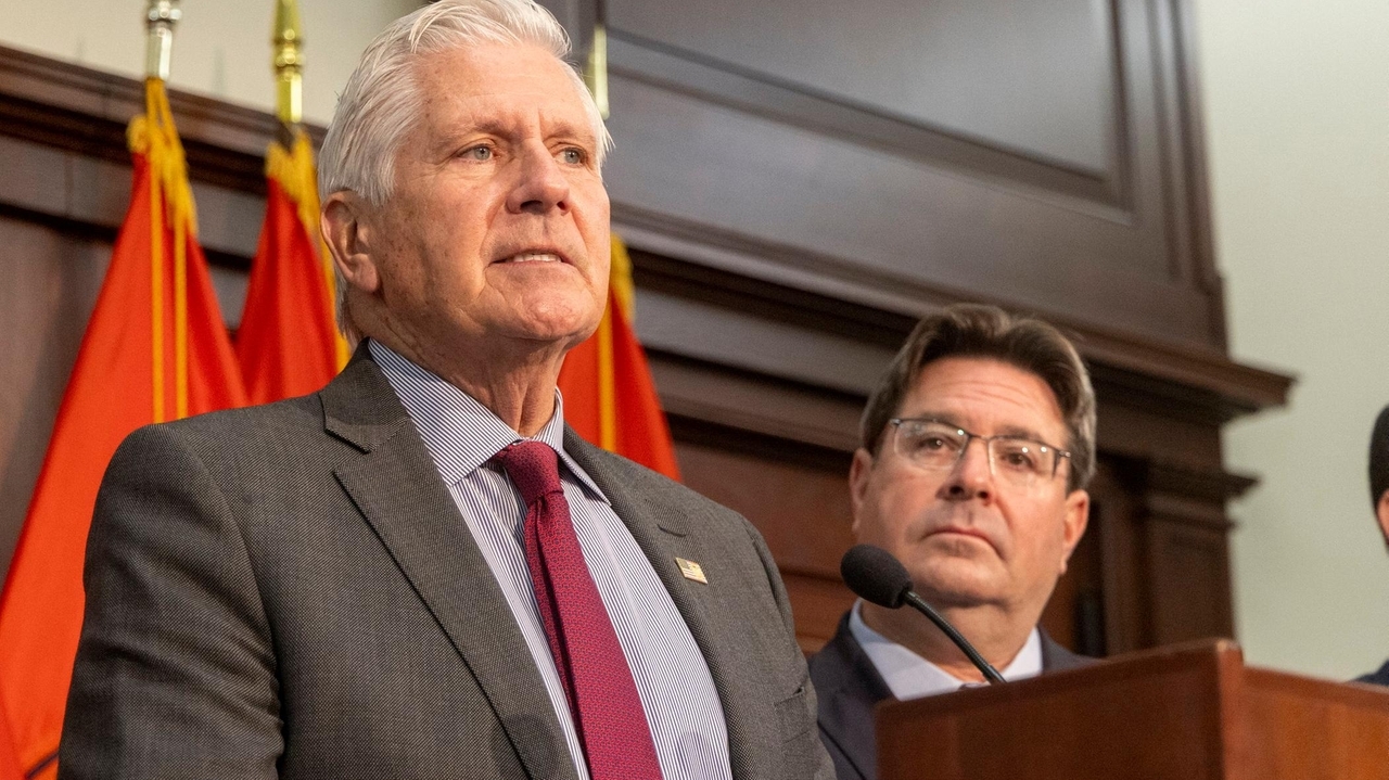 Blakeman seeks to court splintered Jewish vote as state GOP follows suit