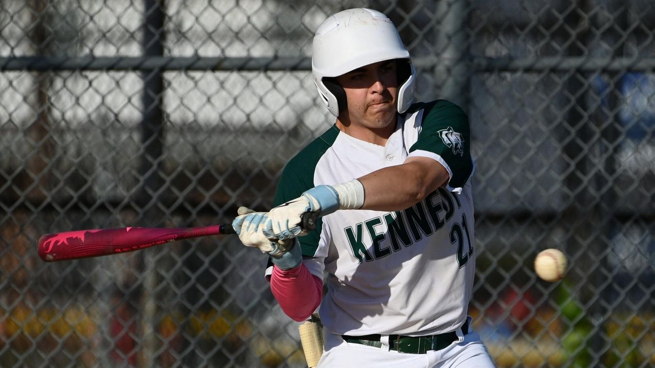 Bellmore JFK wins Game 3 to reach Nassau Class AA baseball final - Newsday