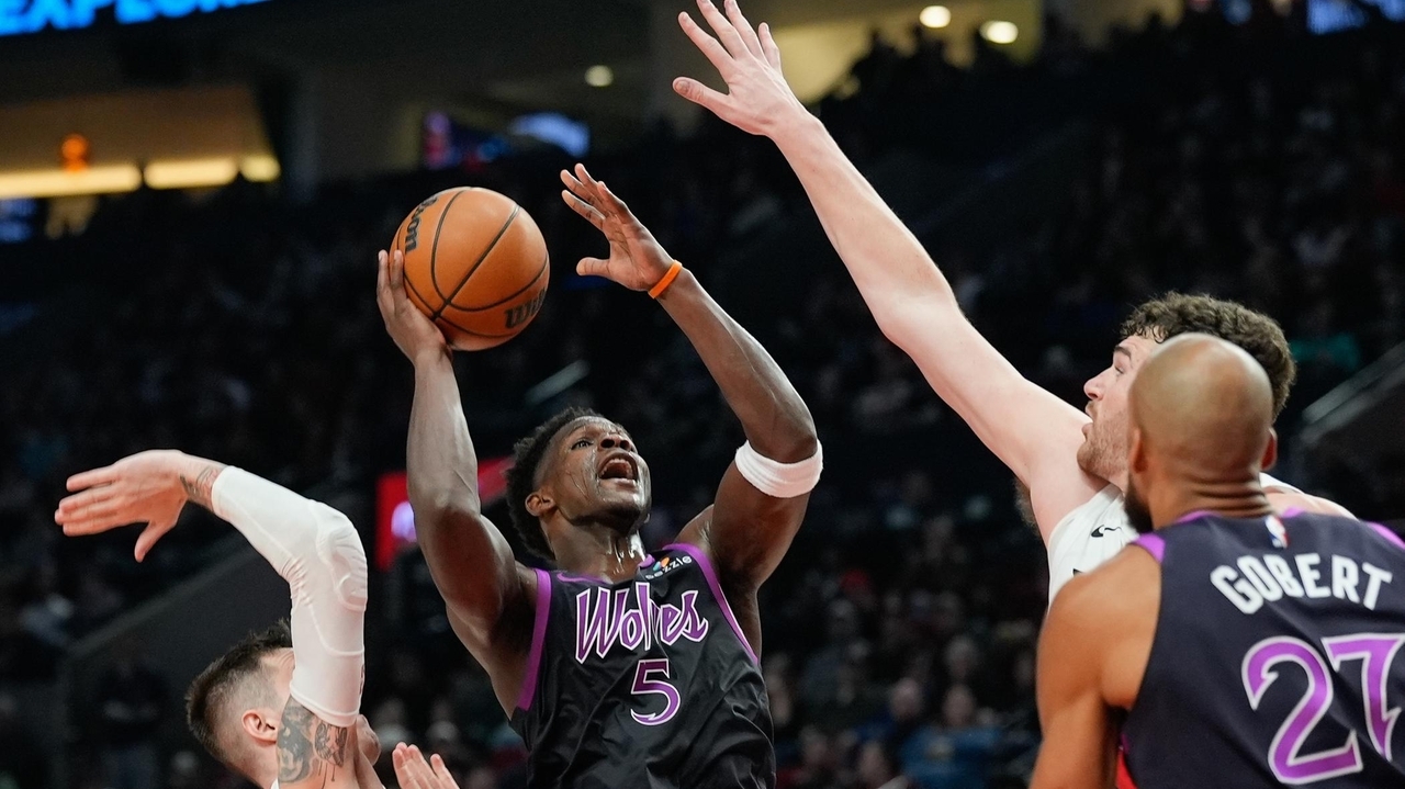 Anthony Edwards scores 34, Timberwolves beat the Trail Blazers 124