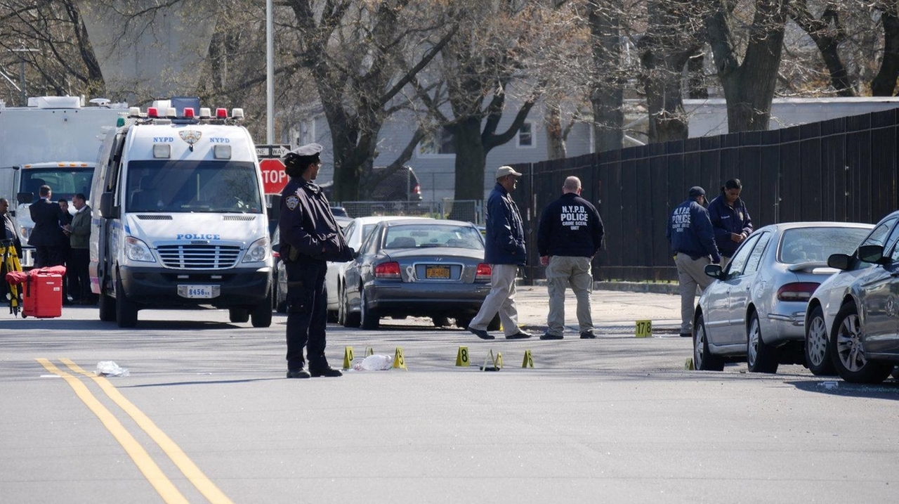 NYPD: Armed man fatally shot by police in Queens - Newsday