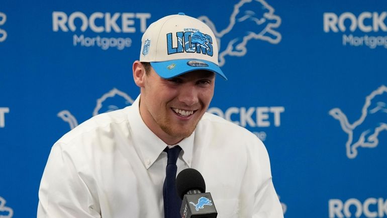 Lions address wide variety of needs in draft, deal Swift - Newsday