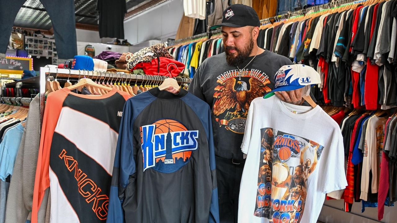 New York Knicks reach NBA Finals, sparking vintage gear frenzy on Long Island