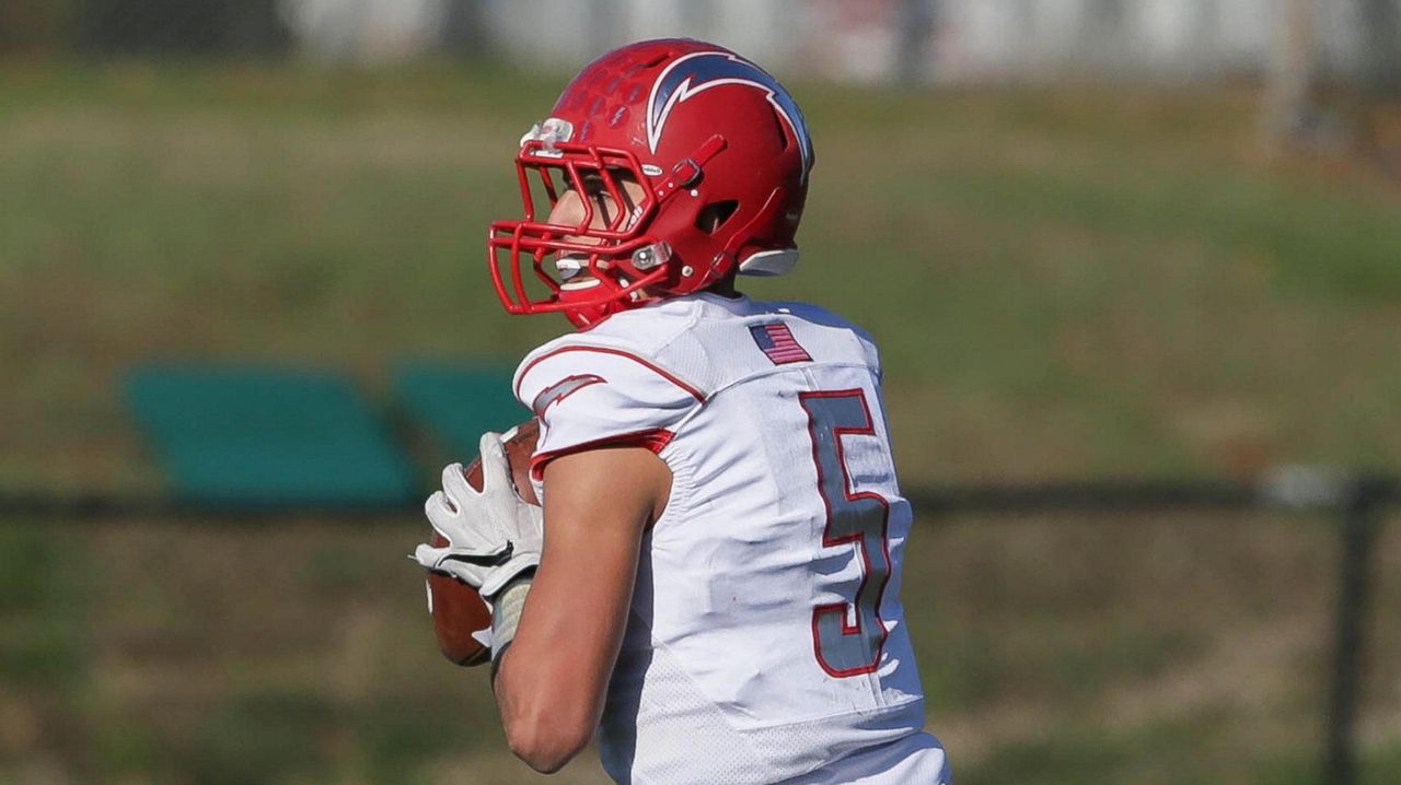 Lis Top Football Performances In Week 8 Newsday 