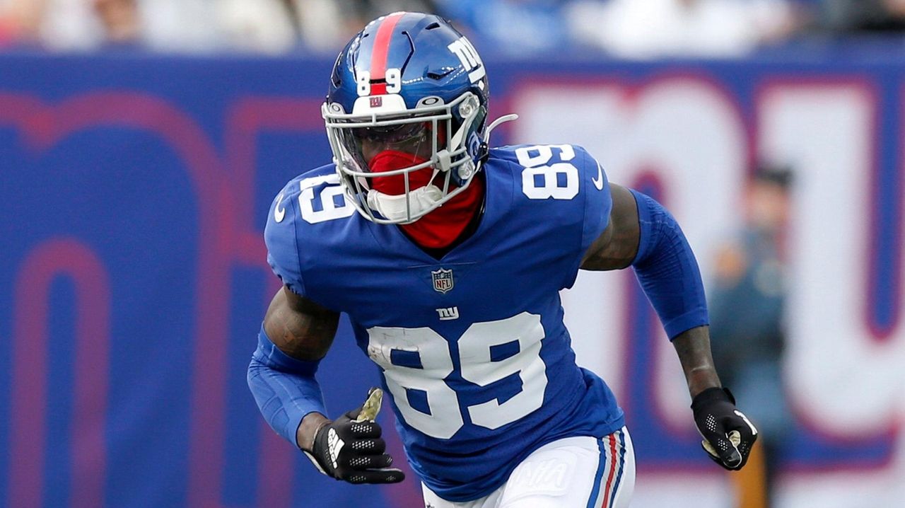 Giants win but Kadarius Toney barely plays; What happened to the star  receiver?