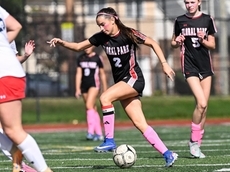 Floral Park girls soccer's Christina Vargas strikes twice in non-league win
