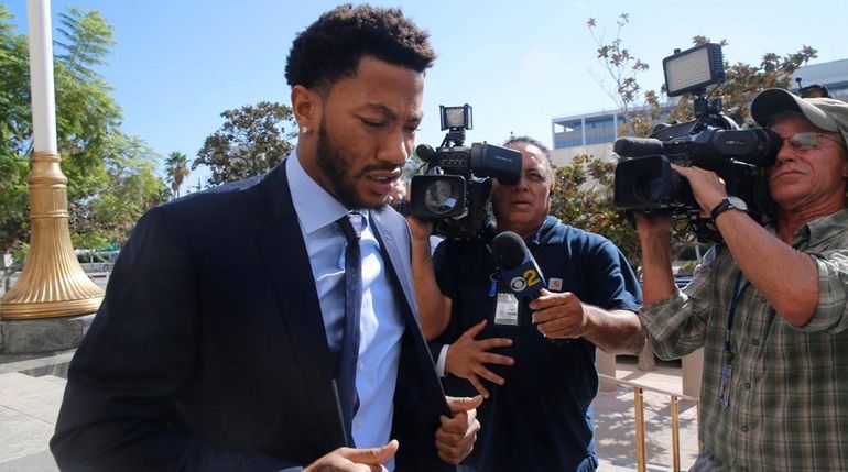 New York Knicks' Derrick Rose arrives at U.S. District Court...