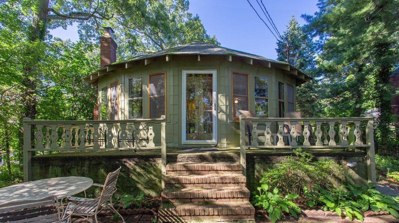 Centerport round house lists for 419,000 Newsday