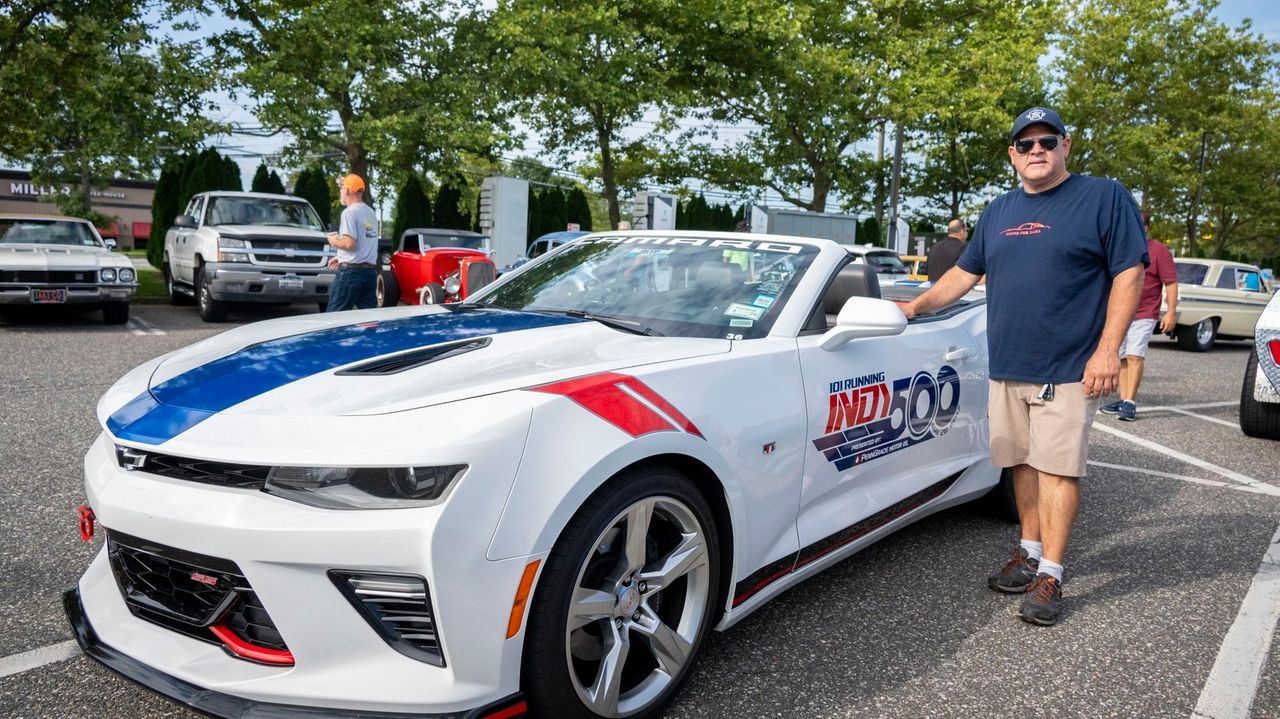 At car meets on Long Island, collectors find camaraderie and community