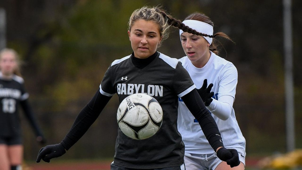 Haverling defeats Babylon in New York state girls soccer championship