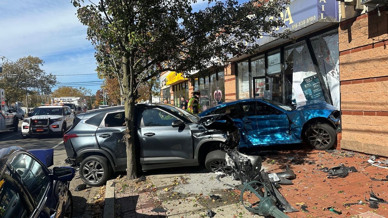 Car crashes into North Merrick nail salon, injuring 2 workers - Newsday