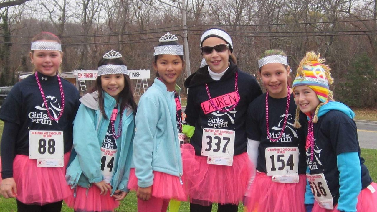 Hundreds join in Seaford Wellness Hot Chocolate 5K Run Newsday