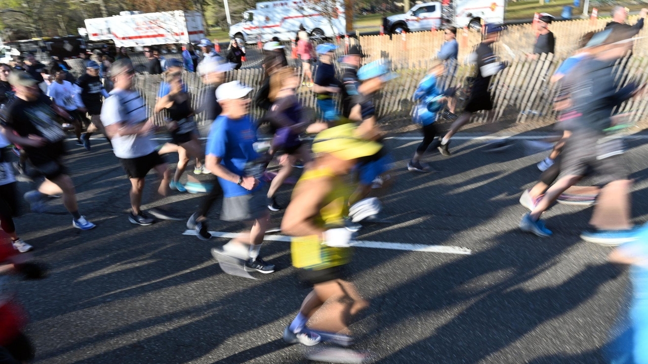 For runners, Long Island Marathon beckons at Eisenhower Park - Vimarsana News