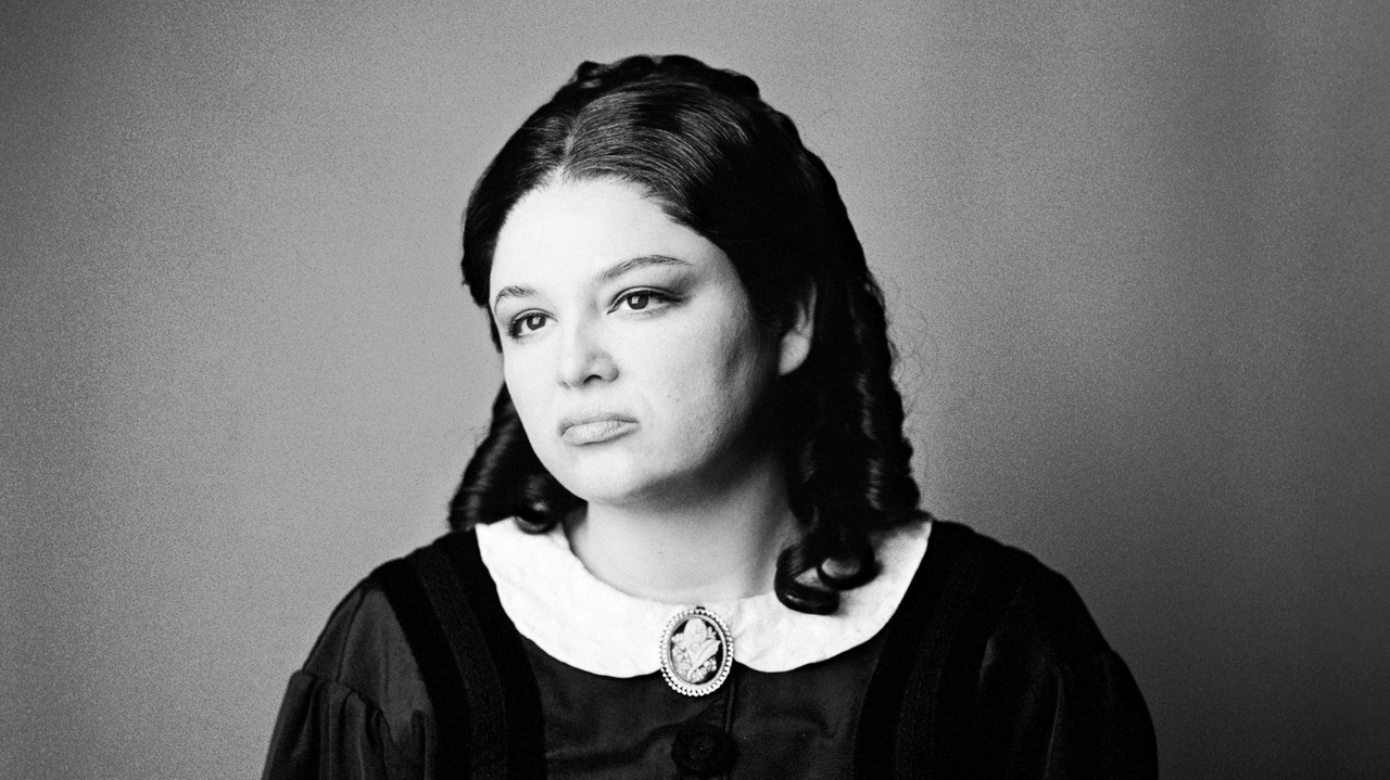 Meg Stalter of 'Hacks' to star in 'Oh, Mary!' on Broadway