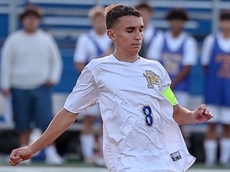 Colin Smith, Matthew O'Leary score in East Meadow boys soccer's shutout win over Baldwin
