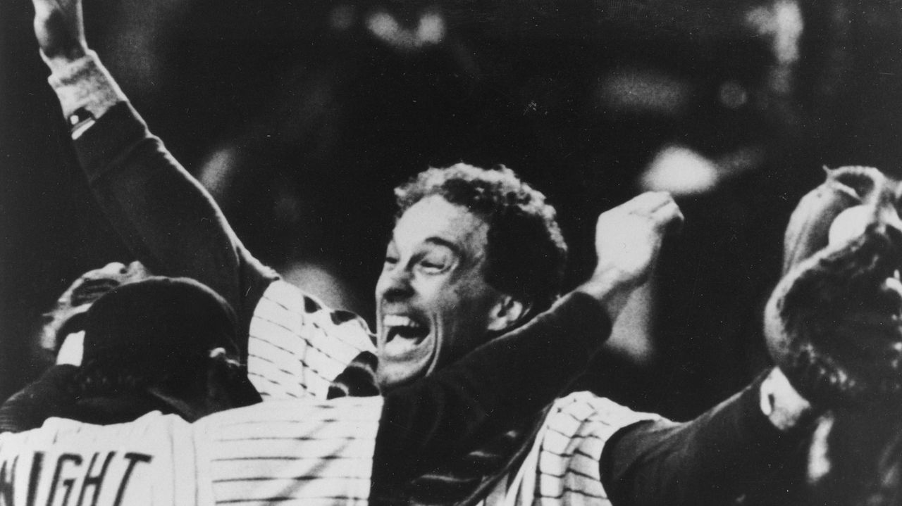 Gary Carter sparked Game 6 rally in 1986 - Newsday