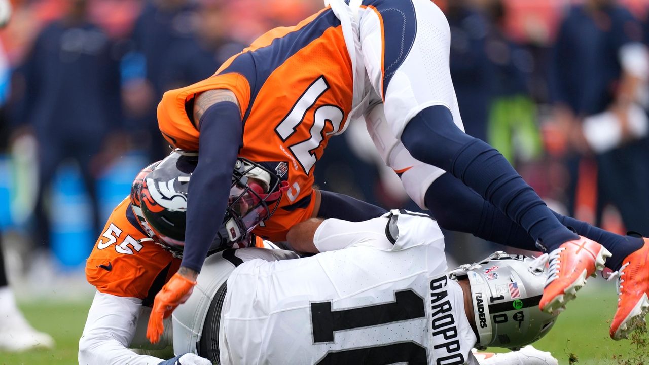 Minus Justin Simmons, Denver Broncos' pass rush must deliver vs. Texans -  Mile High Report