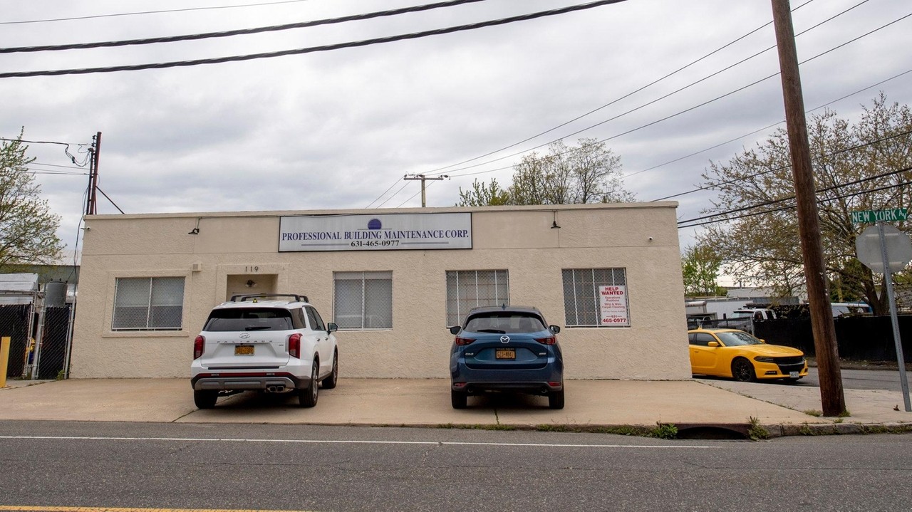 Lindenhurst cleaning company violated OT laws, ordered to pay $333G in back wages, feds say - Vimarsana News